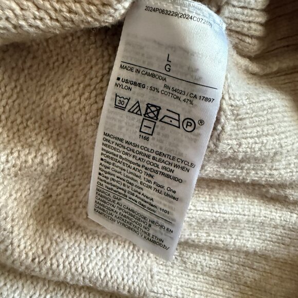 Gap Beige Turtle Neck - Picture 4 of 5